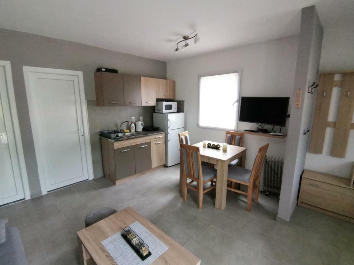 Aphrodite Hills Apartments-Stara Planina Crni Vrh Екстер'єр фото